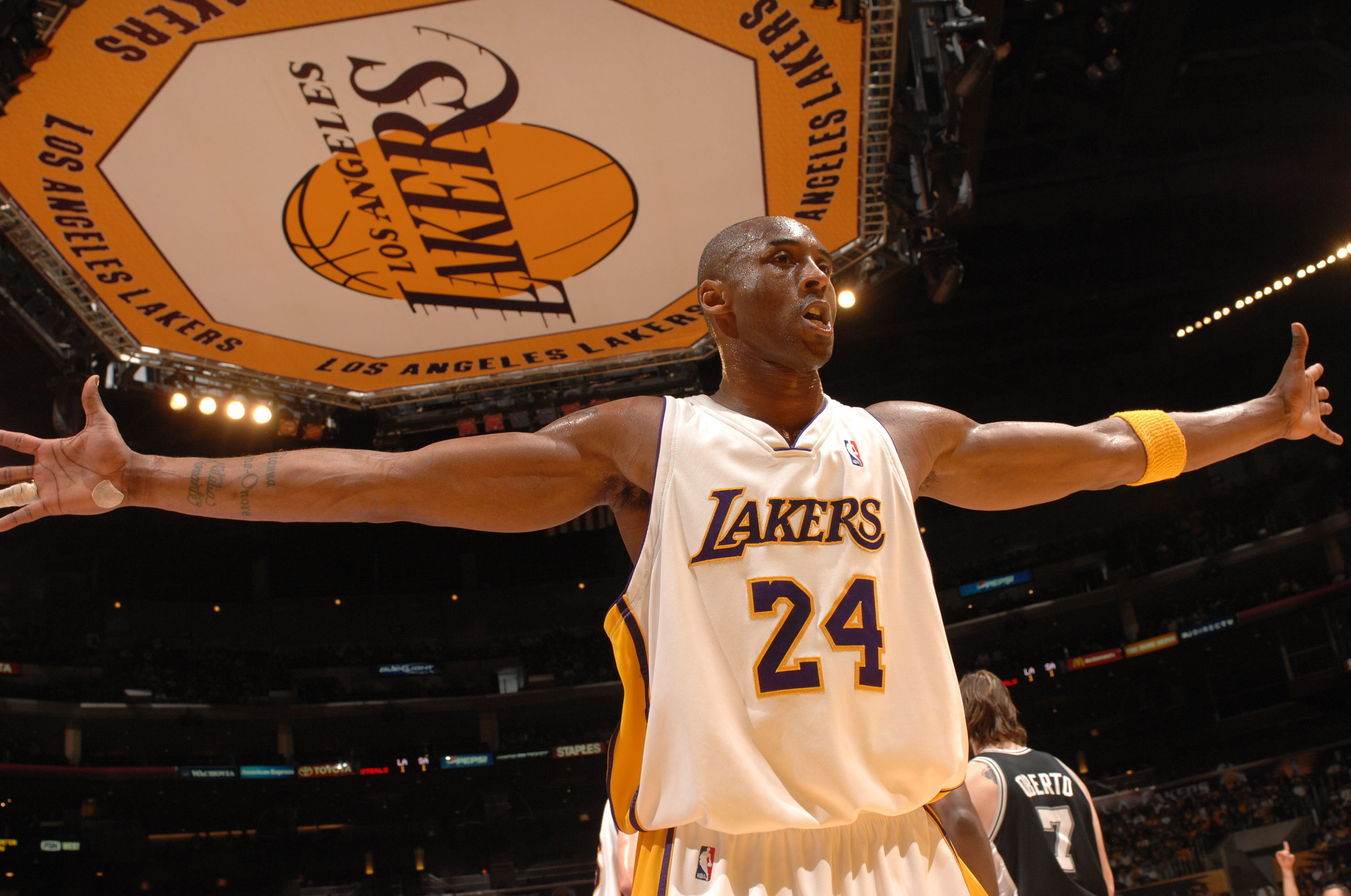 新任主教练 新任主教练