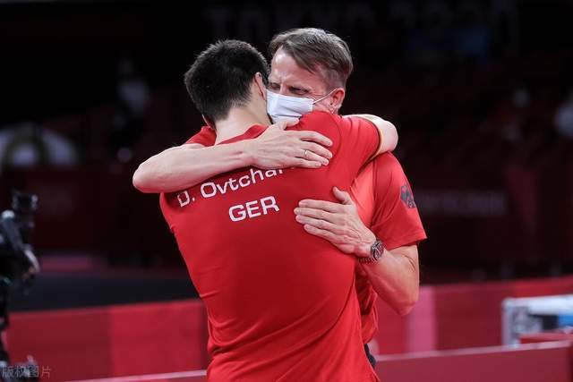 左后卫的价 左后卫的价